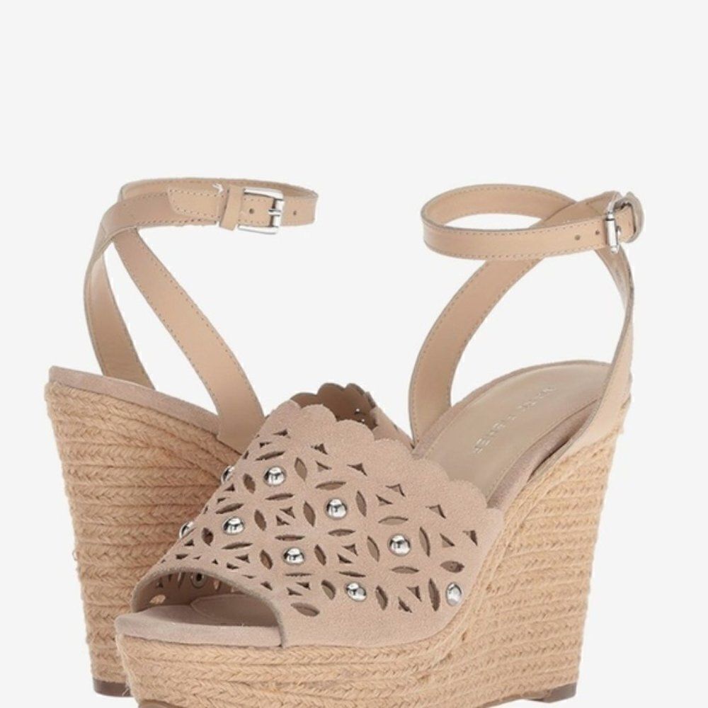 Marc Fisher HATA Cutout Leather Upper Wedge Sandals Tan Color Size 5,5